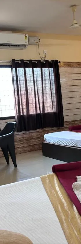 Yamuna Vihaar Tourist Home，位于科鲁鲁的酒店