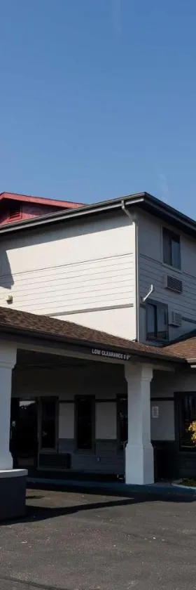 米苏拉费尔布里奇套房及会议中心酒店 ，位于米苏拉的酒店