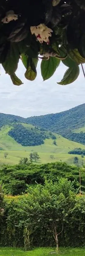 Chalé de alto padrão em condomínio，位于圣丽塔-杜萨普卡伊的酒店