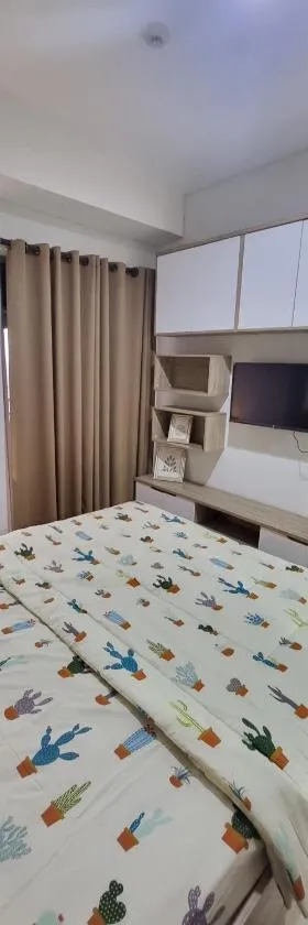 Springwood Residence by Tentrem Room，位于Warungmangga的酒店
