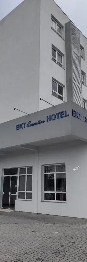 EKT Executive Hotel，位于佩洛塔斯的酒店