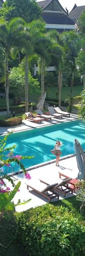 Serenity Lakeside Resort，位于卡图的酒店