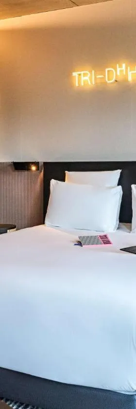 TRIBE Paris Clichy，位于克利希的酒店