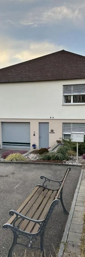 Gästehaus MaryVitty, zentrale zwischen Aarau und Olten, gut verbunden，位于舒伦活的酒店