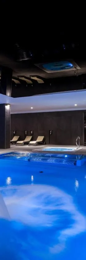 Green Mountain 5* Hotel，位于卡尔帕奇的酒店