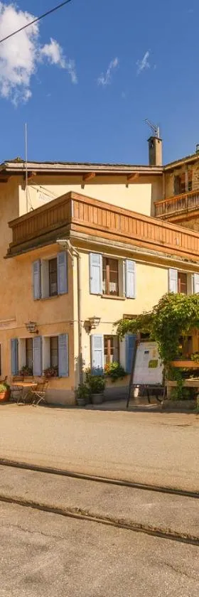 Albergo Ristorante Grotto Miralago，位于Miralago的酒店