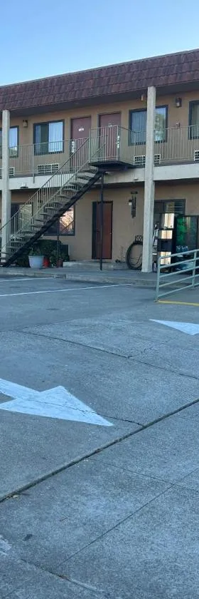 Valley Inn，位于卡斯特罗谷的酒店
