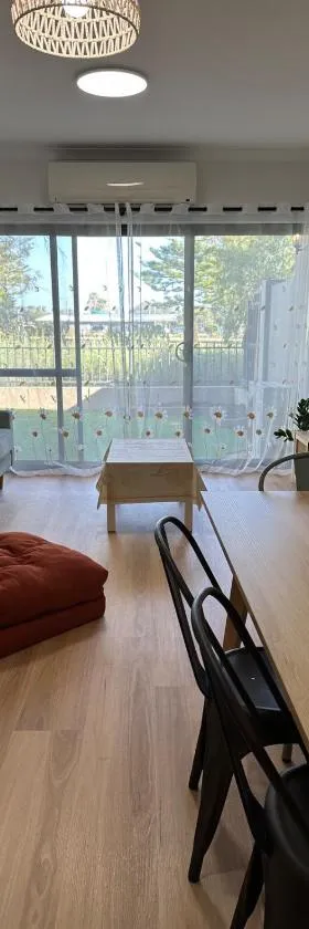 Koombana Bay beach Homestay，位于班伯里的酒店