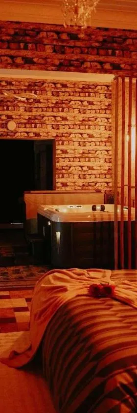 Bali Coco SPA，位于Gerpinnes的酒店