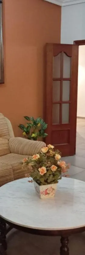 HOSTAl LUJUAN，位于瓜达卢佩的酒店