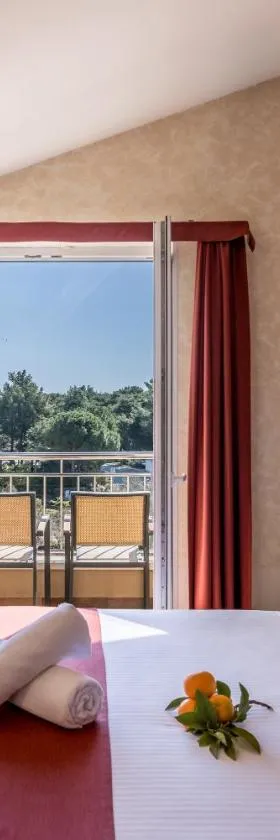 Hotel Terra，位于诺瓦利娅的酒店