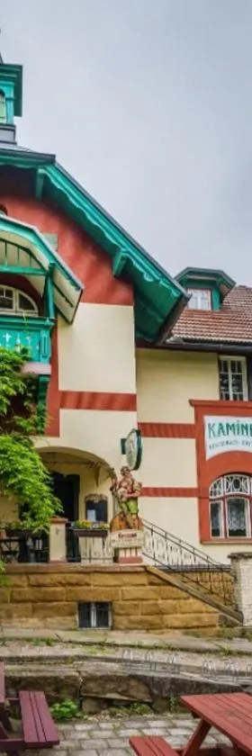Penzion Kamínek，位于梅图耶河畔特普利采的酒店