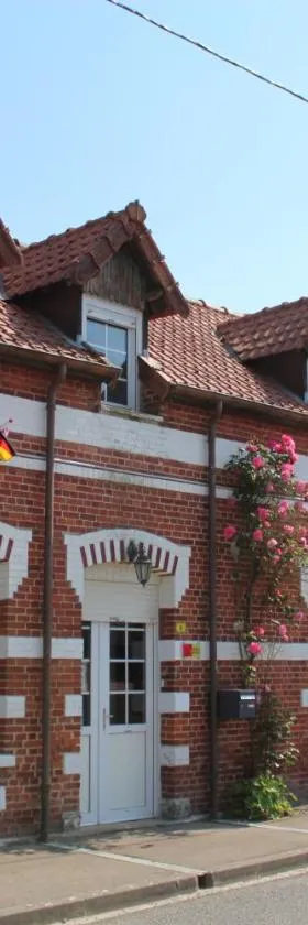 14-18 Somme Chambres，位于Beaucourt-sur-lʼAncre的酒店