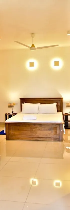 Lotus Luxe Residences，位于Kirillapone的酒店