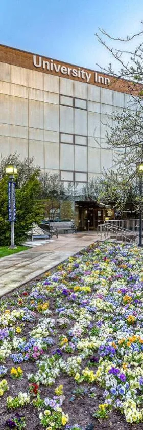University Inn，位于洛根的酒店
