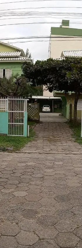 Apartlaguna - 3 residenciais diferentes，位于拉古纳的酒店