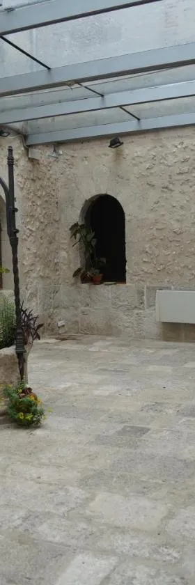 Albergue de Cuéllar，位于库埃利亚尔的酒店