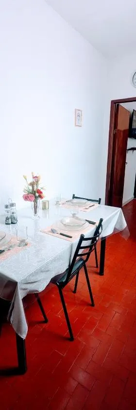 Dpto Lolo 2 - A 200 metros de la Terminal，位于福尔摩沙的酒店