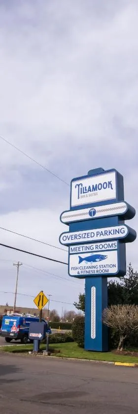 The Tillamook Inn，位于蒂拉穆克的酒店