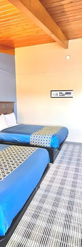 克鲁斯路德汽车旅馆，位于Elkhorn的酒店