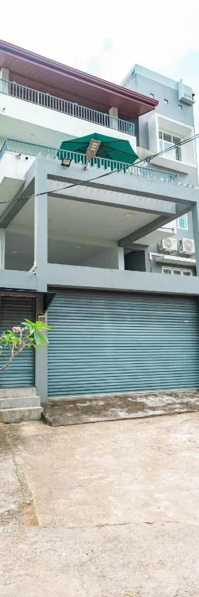 Spacious Eco House with Garden and Scenic Paddy View Colombo，位于Malabe的酒店