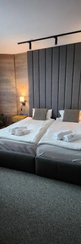 Jorela Family Hotel，位于鲁塞的酒店