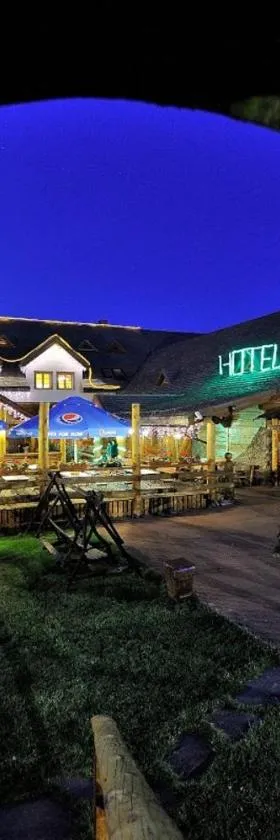 Zajazd Mihałufka，位于Skępe的酒店