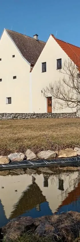 Penzion Zámek Drahonice，位于Drahonice的酒店