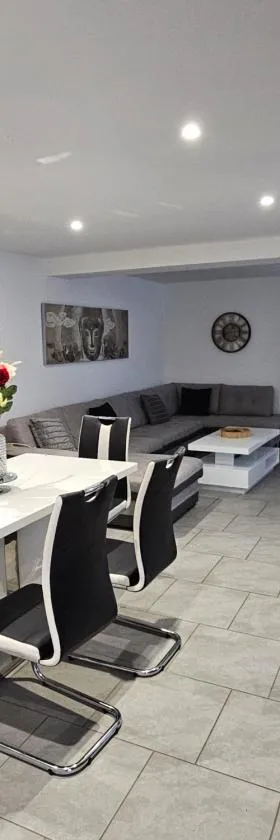 maison 3 chambre entre metz et nancy，位于Rembercourt-sur-Mad的酒店