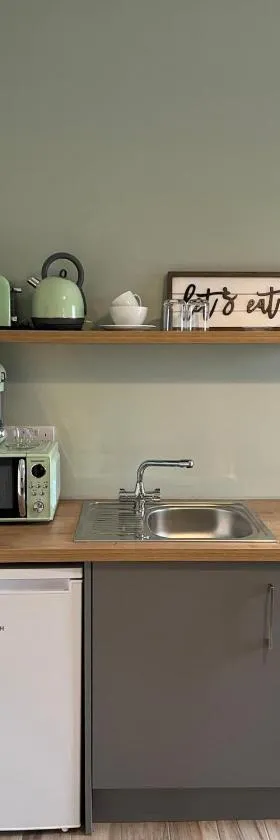 Emville Lodge，位于戈尔韦的酒店