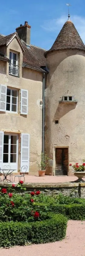 Les Epaux，位于Salornay-sur-Guye的酒店