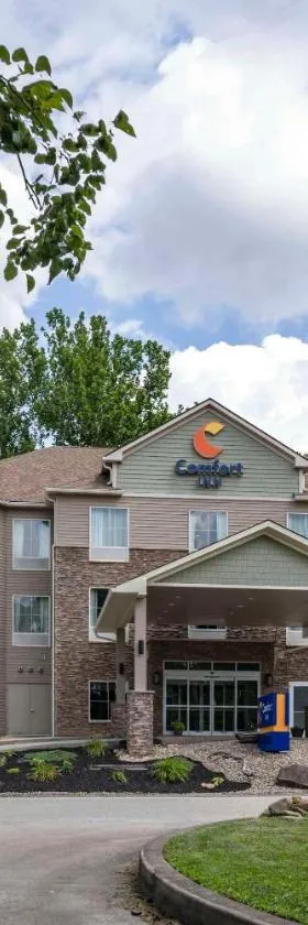 Comfort Inn，位于Connellsville的酒店