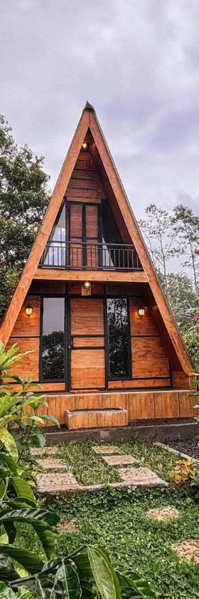 Sanda Eco Cabins by AGATA，位于Padangan的酒店