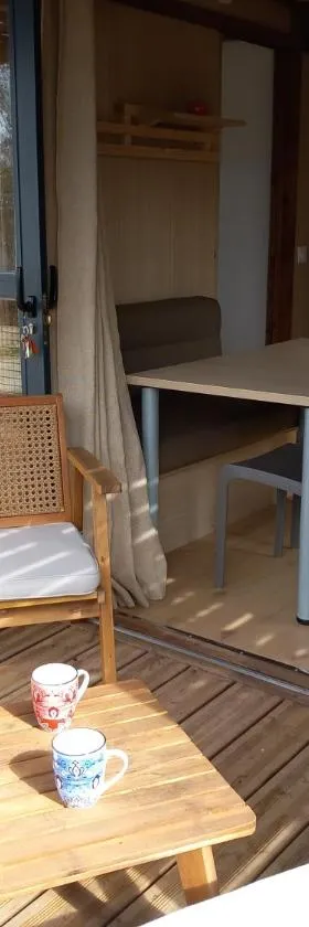Chalet Zen，位于Vaudreuille的酒店