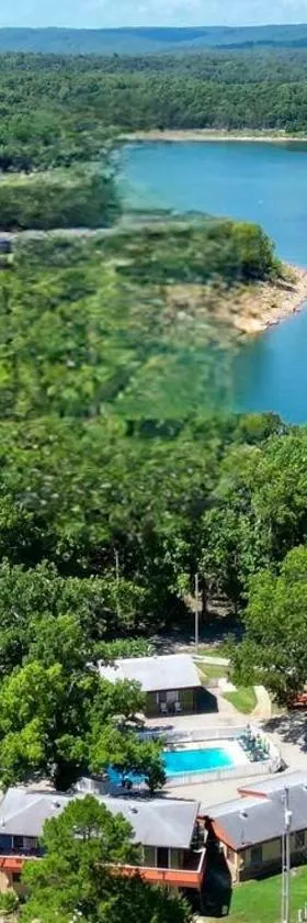 Driftwood Resort Bull Shoals，位于Bull Shoals的酒店