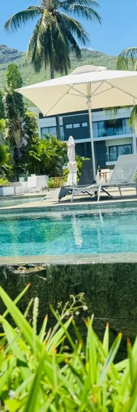 Latitude Luxury Seafront Apt，位于黑河区的酒店
