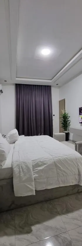 F&F Luxury Residence，位于莱基的酒店