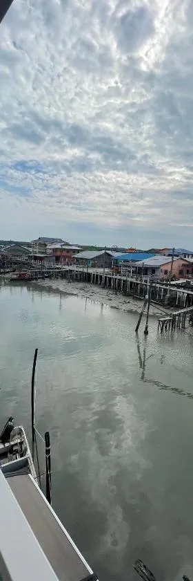 幸福轩&幸福一家民宿 Happiness Family Homestay，位于Bagan Pulau Ketam的酒店
