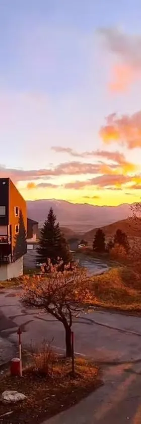Appartement T3 Font-Romeu，位于丰罗默奥代洛维亚的酒店