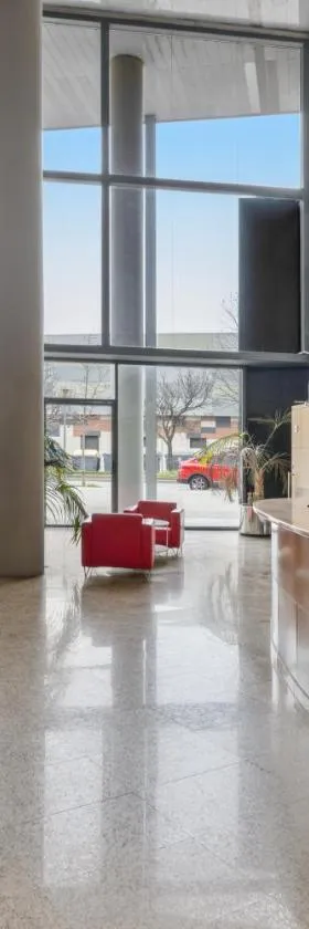 B&B HOTEL Barcelona Mollet Porta de Gallecs，位于莫勒山谷的酒店