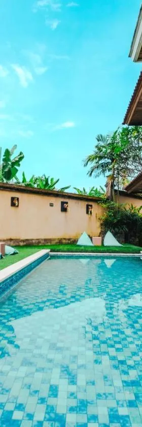 Starloka Saba Bali Hotel，位于博拉巴图的酒店