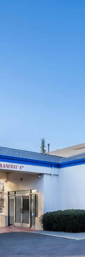 奥本6号汽车旅馆，位于欧本的酒店