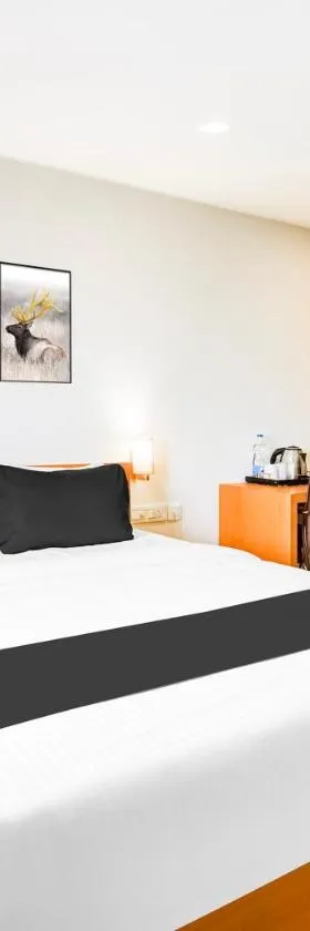 Super Townhouse Krishnagiri formerly Vijay Inn，位于Krishnagiri的酒店