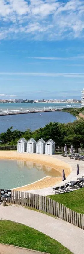 Côte Ouest Thalasso & Spa Les Sables d'Olonne - MGallery Collection，位于莱萨布勒-多洛讷的酒店