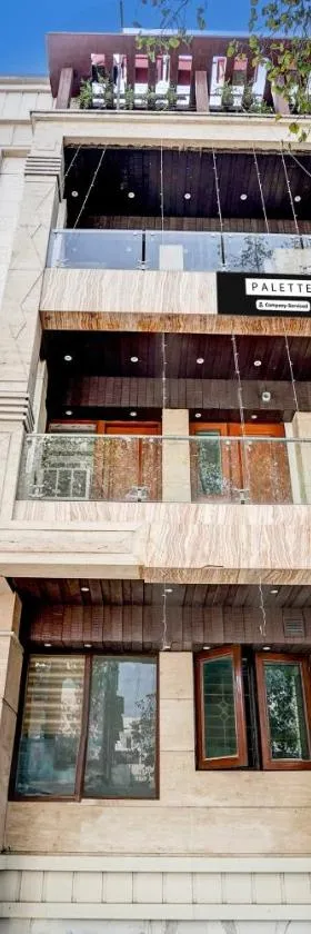 Palette Swaroop Nagar Formerly Shanti Kutir，位于坎普尔的酒店