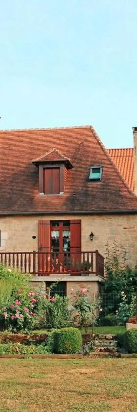 Gite du Lavoir，位于Cherveix-Cubas的酒店
