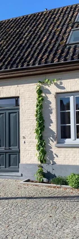 Zoé's Cottage，位于Westvleteren的酒店