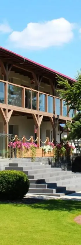 Agro Zahary，位于米亚斯特科的酒店