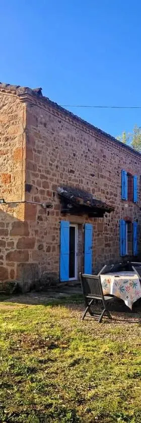 Gîte au coeur des bastides et vignobles gaillacois，位于Saint-Beauzile的酒店