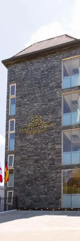 Hotel Grand Turf By GSP，位于努沃勒埃利耶的酒店